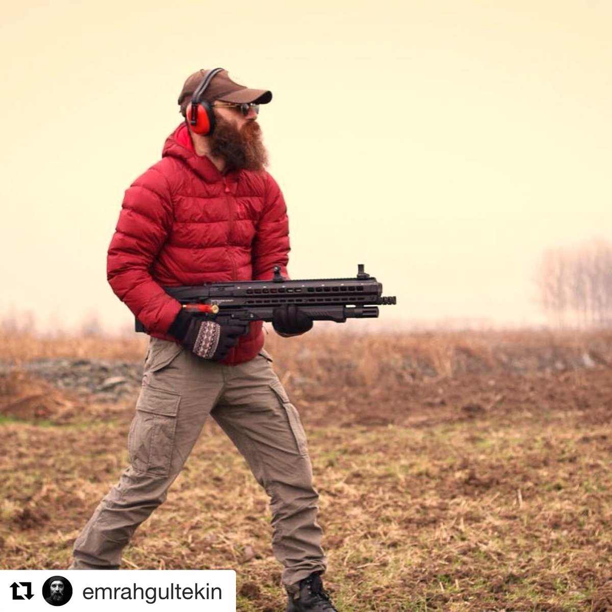 utasdefense's tweet photo. #Repost @emrahgultekin with @get_repost
・・・
#shotgun #uts15 https://t.co/KsHJNKOypx