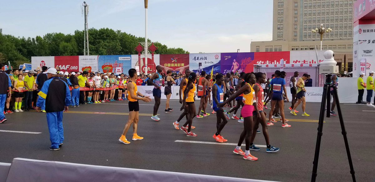 Before the game start! #2018marathon #beedancing #marathon #runner