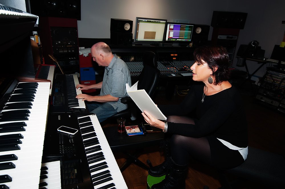 In the Presence of Greatness..Writing new songs with <a href="/alanroyscott/">Alan Roy Scott</a>  and <a href="/Mick_Melpro/">Mick Evans</a> .