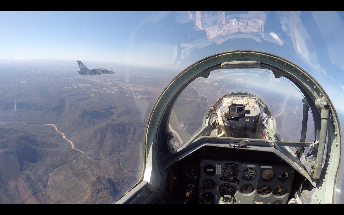 L 39c ジェット戦闘機体験フライト Twitter