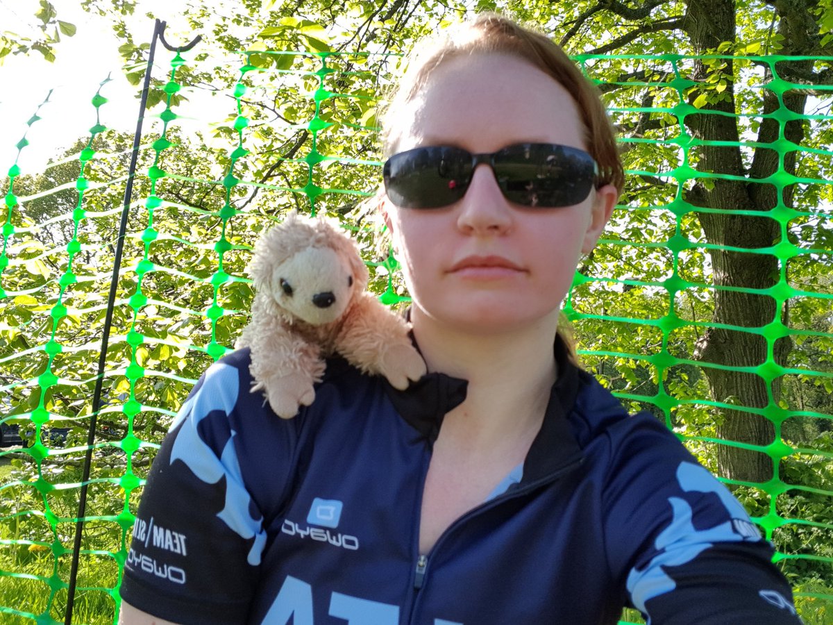 TeamSLTA's tweet photo. Enjoying some tunes with @Jezcox at the @UK_ATW #ashridgeduathlon! Chilling in transition with #solomonsloth!! From Team slightly less than awesome (Team SLTA for short) https://t.co/AGehbLBJ0X