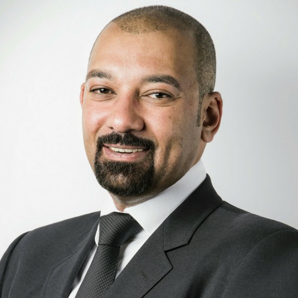 HansonSearch's tweet photo. We recently interviewed Karim Nagaty, CMO of @DubaiProperties for our #HowIMadeItSeries. Read on for the secret to his success... from a typical day to the biggest challenges he's overcome.
https://t.co/AYeIRl3ecn #HansonChats @HansonSearch_ME https://t.co/BAC6T7BuCJ