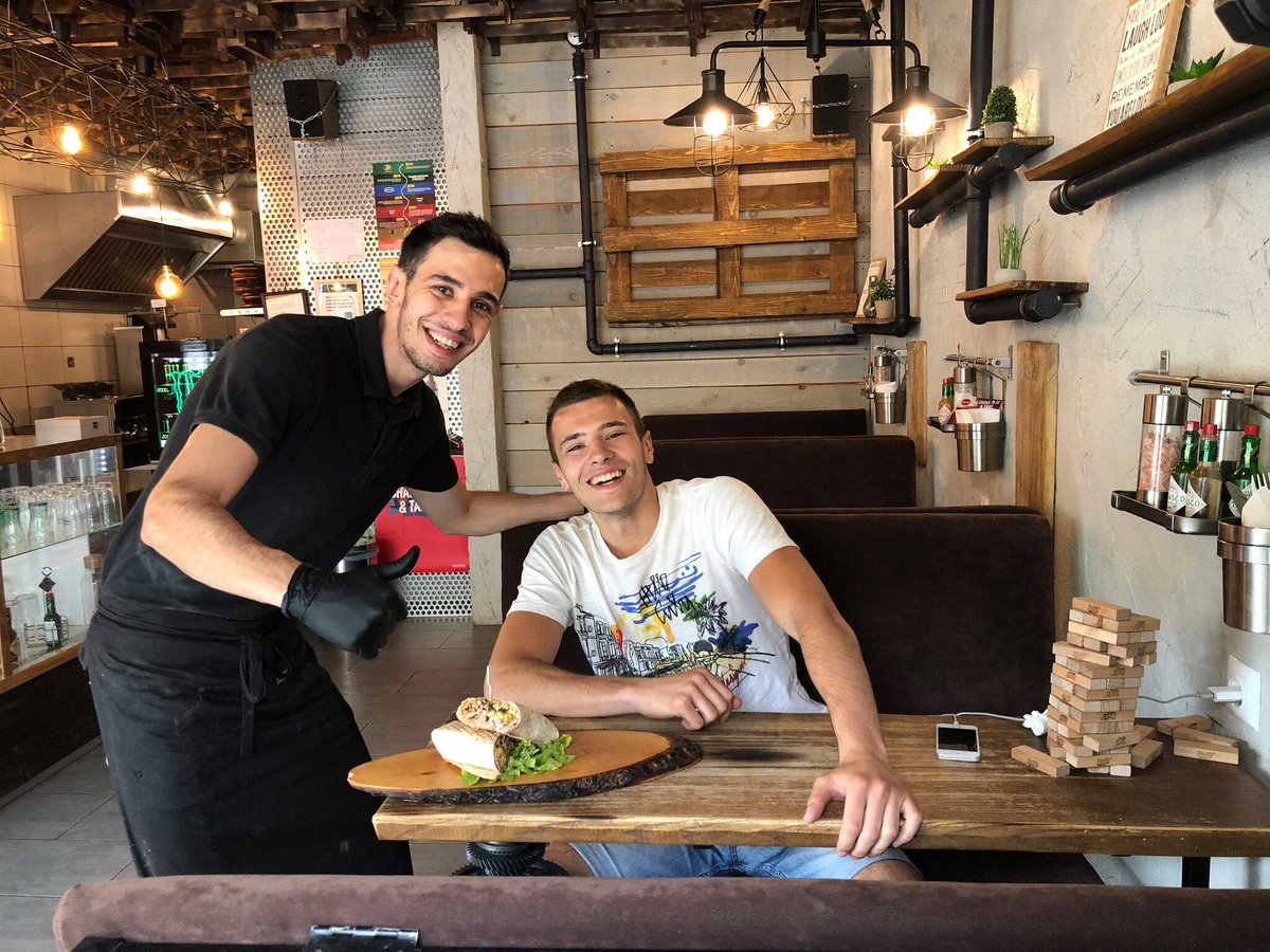 Osmijeh kad stigne narudžba🤗🔥😋
#hokusokus🎩 #čarolijaokusa✨#osijek