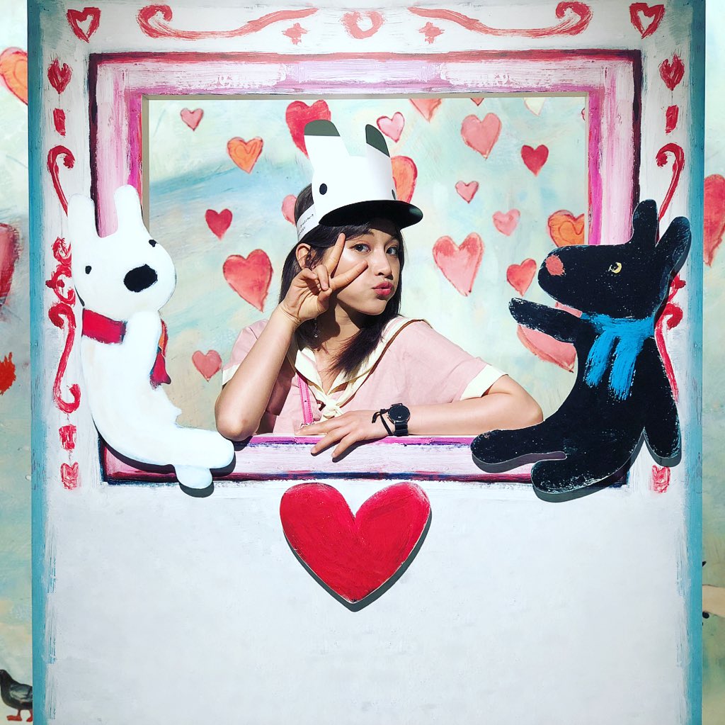 amafromj's tweet photo. #CHERRSEE #LENA
Instagram New Posting!
こんにちは🌞
今日は雨が降りそうですねー🌧⛈☂️☔️ 傘を忘れないてね
#workingday
#rain
#昨日の写真
#ytdpic
#risaandgaspard
#cherrsee
#lovelena
#d19
@CHERRSEE_jp https://t.co/Sb2TPqd4Mi
