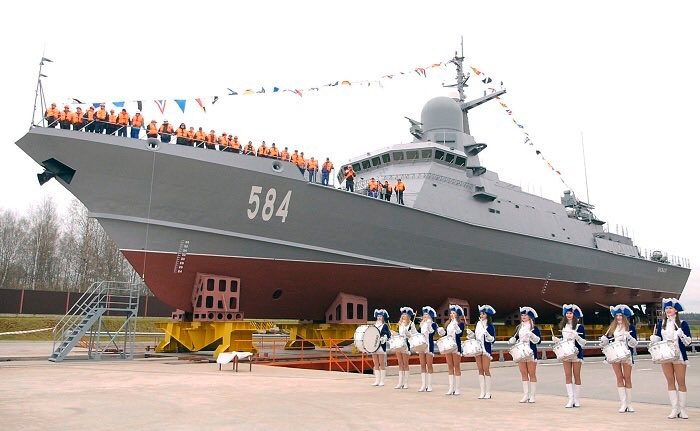 NavalNews's tweet photo. #PellaShipyard launches second serial corvette of #Project22800
Port News, May 5, 2018
https://t.co/JEXqfHR568
#Russia #RussianNavy https://t.co/sX5rg8qfa4