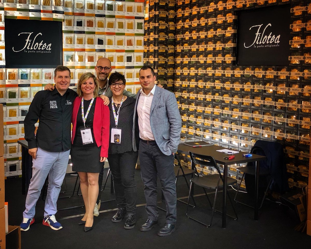 Il #Cibus2018 è cominciato, la squadra Filotea è pronta ad accogliervi con le sue armi migliori: bontà, genuinità e passione. Siamo le Marche nel mondo! 😊