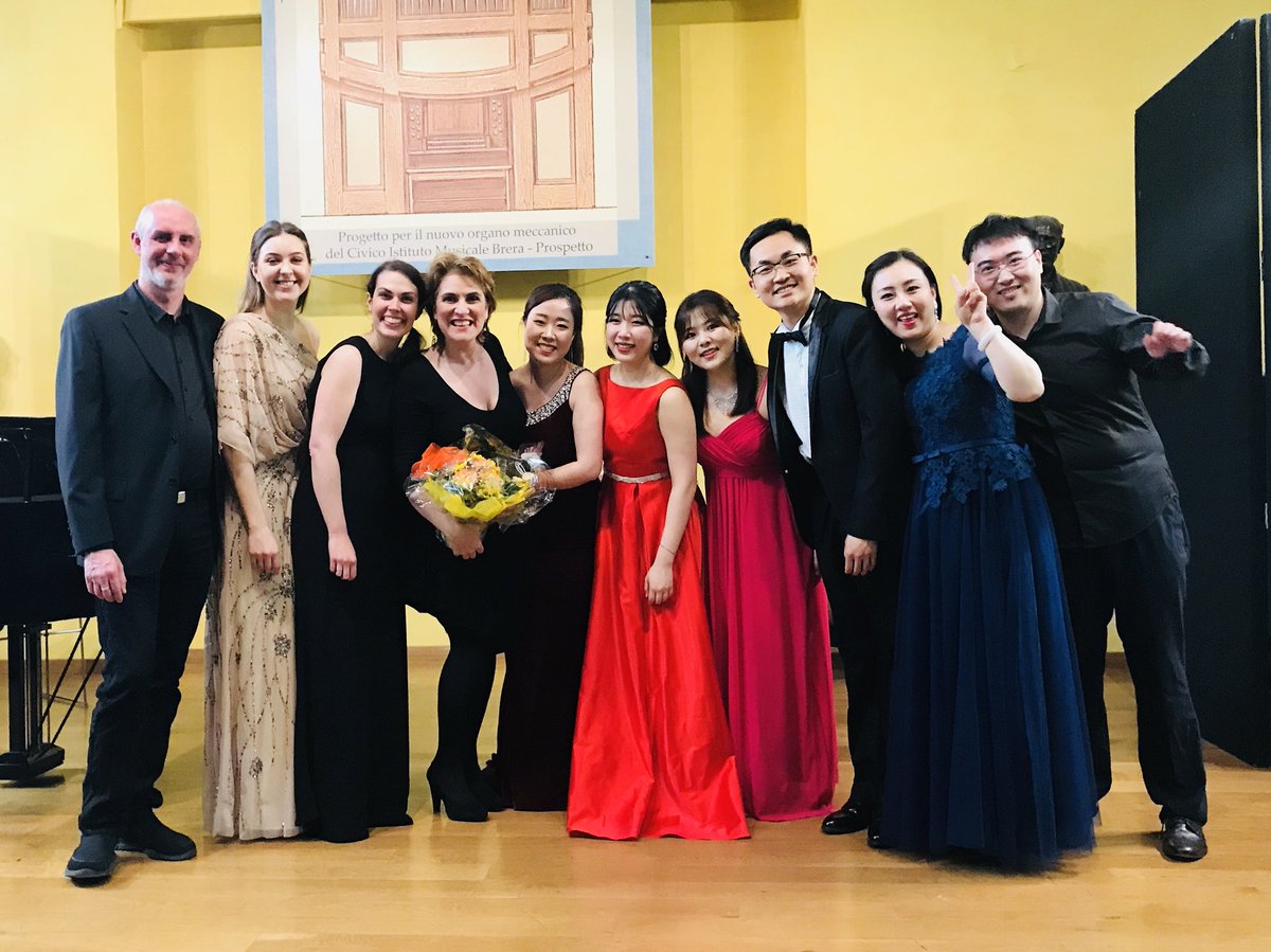 SborgiGabriella's tweet photo. Quanta strada si fa in 3 giorni #attraversoilcanto! #gabriellasborgi #masterclass 2018 #istitutomusicalebrera #novara https://t.co/qNnmuxdnwE