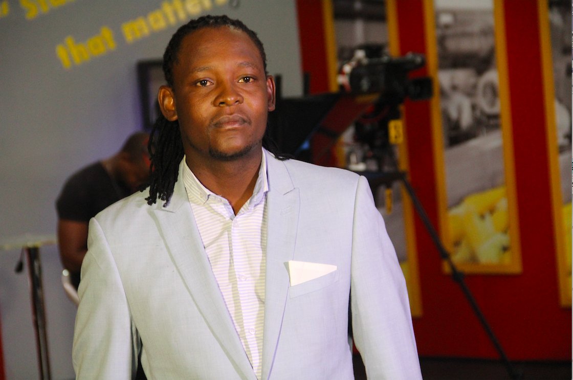 MakingMovesSabc's tweet image. It's the grand finale today and only one of these businesses will walk away with R50K. Which one will it be? 
1. Bontle Le Temo.
2. Alex Bokstore.
3. Mouth Watering Atchar.
4. Afro Kids Hair Salon. 

Find out at 2pm on @Official_SABC1. 
#MakingMoves
#Finale