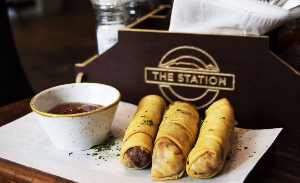 Read all about our experience at <a href="/TheStationCPT/">The Station on Bree</a> 

A little bit of London in Cape Town 😜
mycoffeediary.co.za/2018/05/06/foo…