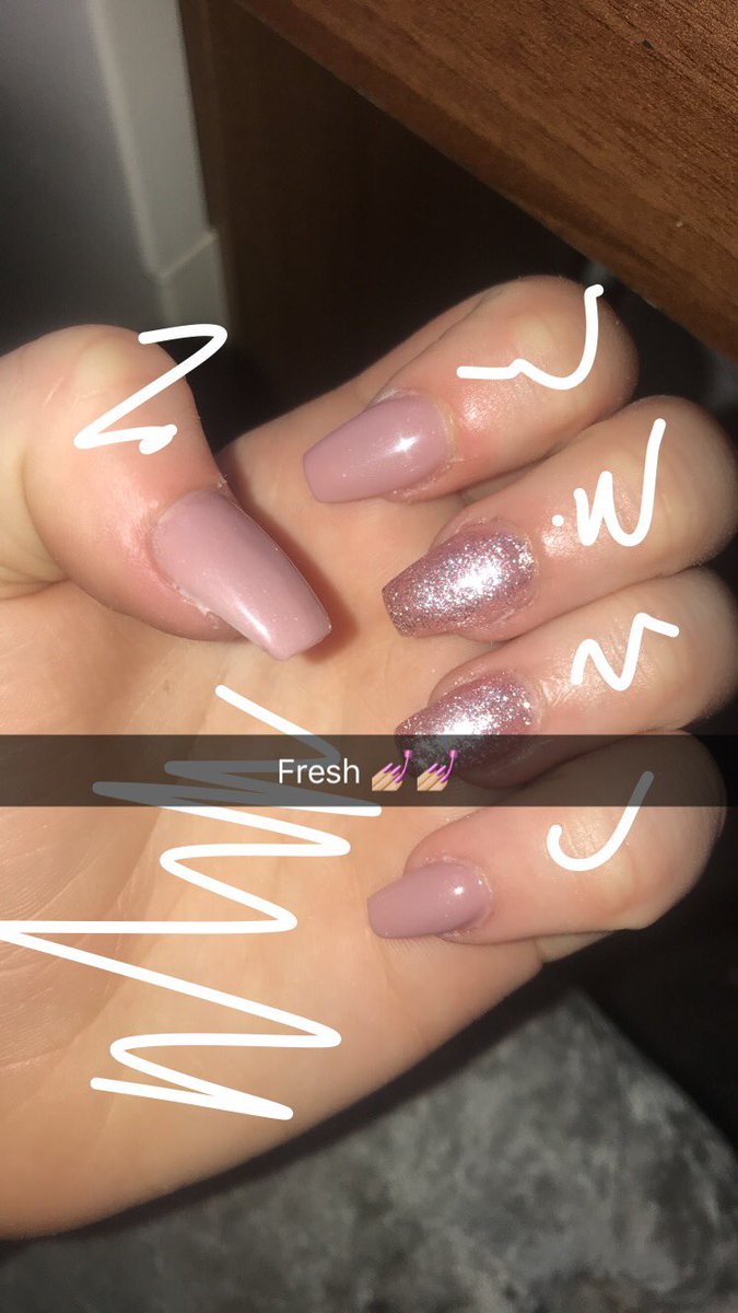 itzmillie51's tweet image. 💅🏼💅🏼#nails #fresh