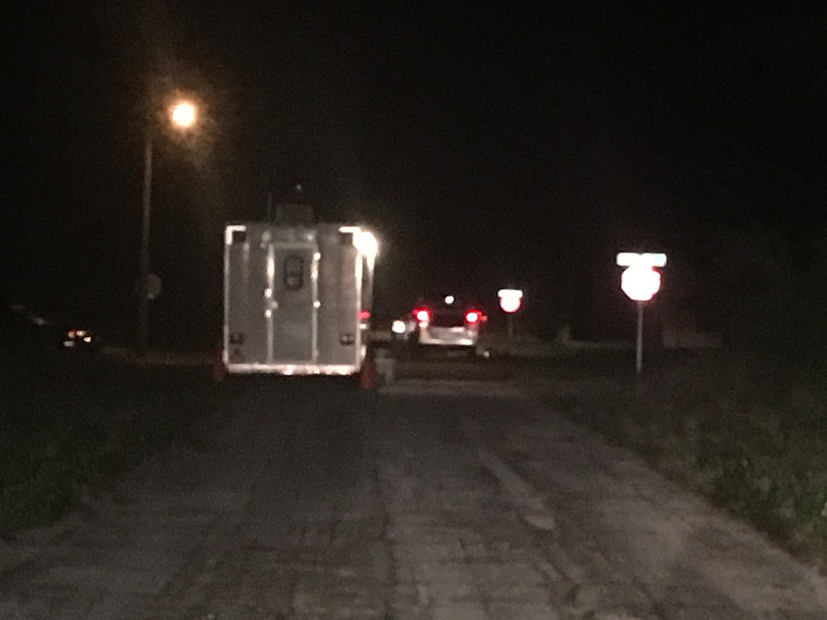 AmandaGranit's tweet photo. We are on scene working to bring you the latest all morning on the Deputy shot in the head in Lake Placid. @WFLA
https://t.co/aS48I54yfM https://t.co/ycduwh5Eda