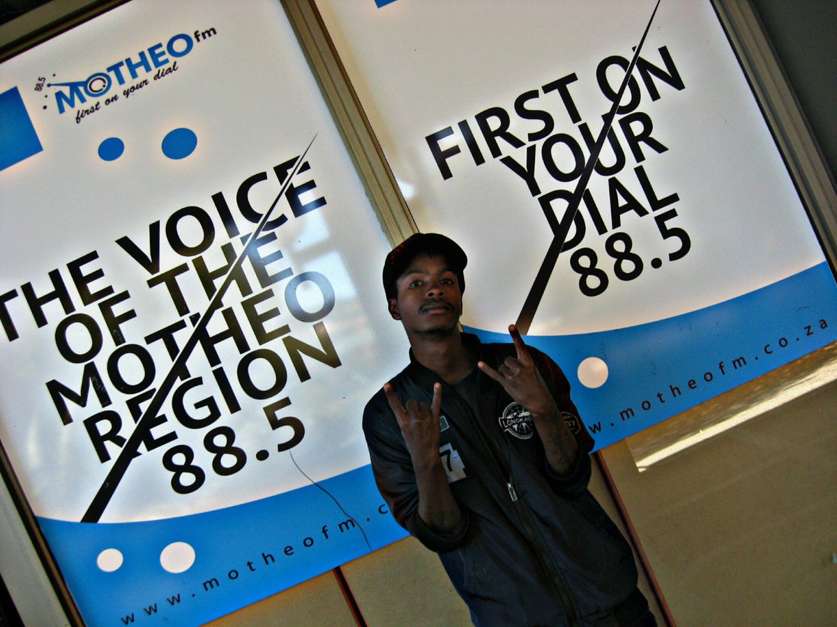 EthologicalgeeS's tweet photo. Yesterday I was @LesediFM and @motheofm_885 with ma gee @BiOfentse submitting my songs we still going to go again cos we learnt a lot regarding music submission With God NY music will be played https://t.co/FQC677jsPw