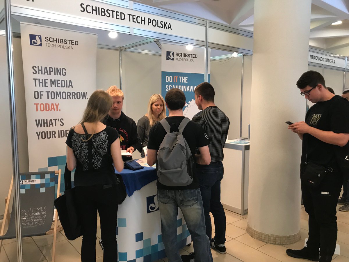 SchibstedPolska's tweet image. Come &amp;amp; meet us at Trójmiejskie Targi Pracy  - we&apos;re at the booth number 6!
We&apos;ve got a cool quiz waiting for you &amp;amp; the guide helping you to get the best #summerinternship in #IT! 🌴
#codethatmatters
