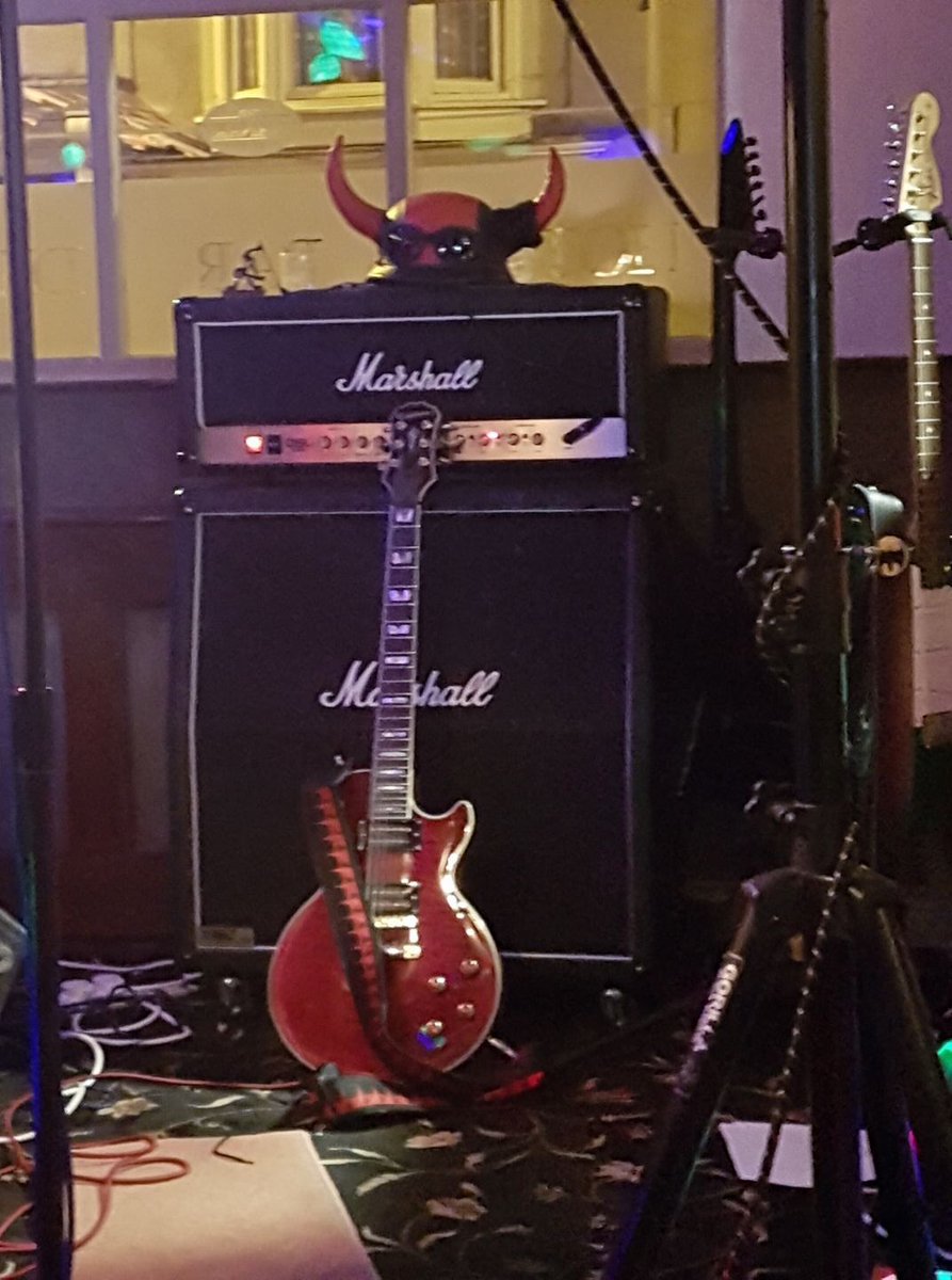 HarryGrowler's tweet image. My gig rig, makes me horny just looking at it 😎