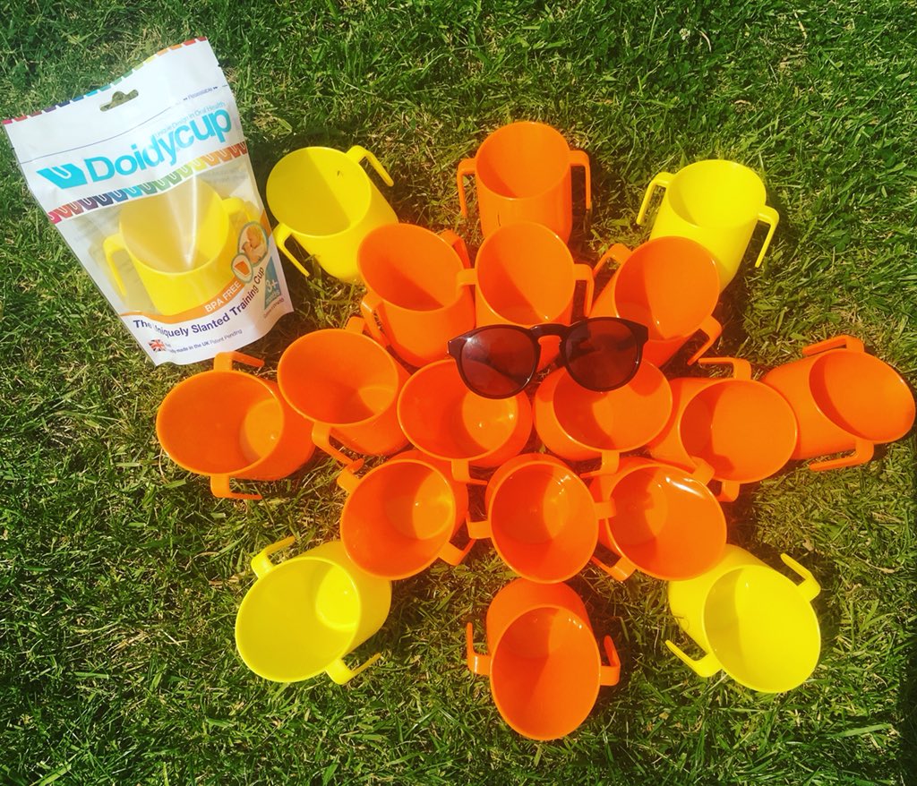 BickiepegsDoidy's tweet photo. Happy bank holiday everyone! Who is enjoying this fabulous sunshine ☀️ 😎. This weather makes us so happy as does an extra day off to be with our families.  #doidycup #madeinengland #smile😁 #bankholidayfun #happyfamilytime #babylove #weaning #parenting #britishbrand https://t.co/cQvLFvP7mT