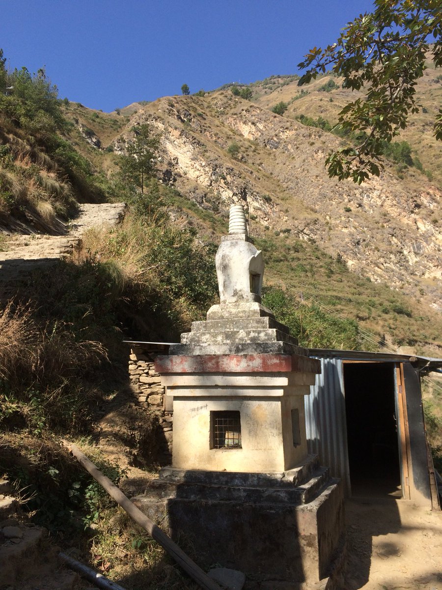 PathToHimalayas's tweet photo. #explore #TamangHeritageTrail near #Langtang #diversity #culture #tradition #Nepal #Himalayas #Mountains #trekking #travel #hiking #backpacking #asia #wanderlust #bucketlist #photography https://t.co/rUD9HdLg2X