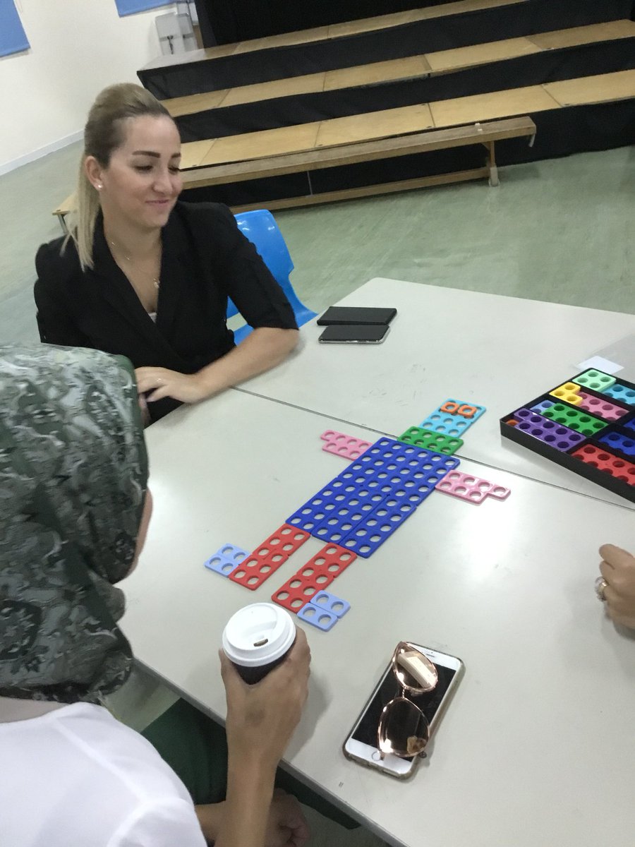 Horizon_Maths's tweet photo. Thank you to our parents who attended our Wednesday workshop looking into supporting your child’s Mathematical development using concrete resources. They loved making the @Numicon robots https://t.co/7vUEvTdRHb