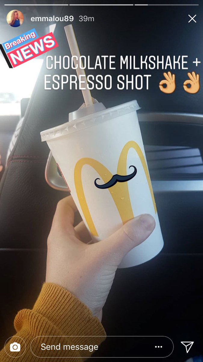 Pigbythesea's tweet photo. This why she’s my bestie #lifehack #hangoverhelp #gamechanger https://t.co/mfcErvgkDg