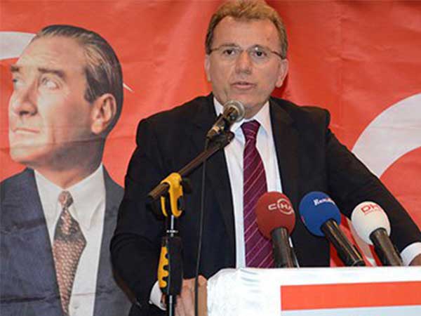 istanbulgercegi's tweet photo. Cumhurbaşkanı adayı Vecdet Öz, Can Ataklı'nın konuğu oluyor https://t.co/V9mEgx74lE @can_atakli_ https://t.co/Y9jFcdMJDc