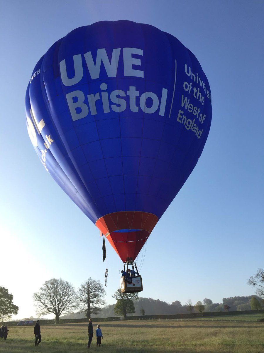 UWEBristol's tweet photo. 🎈| Perfect bank holiday weekend to take flight in the Bristol Balloon ☀️ https://t.co/NVFjd3TpJn