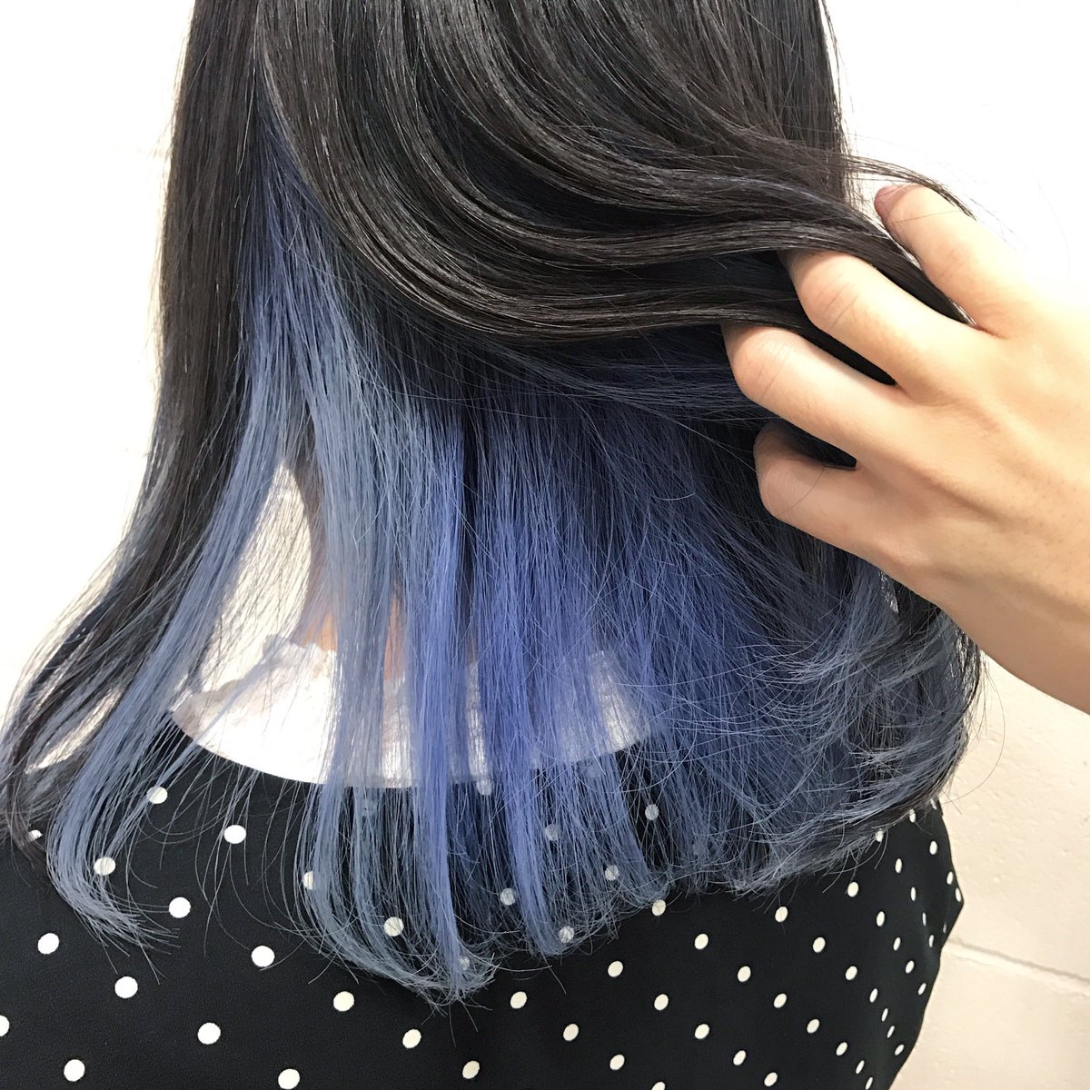 川畑晋也 原宿 美容師 ハイトーンヘアー ブラックxインナーライトブルーカラー インナーブリーチ後に表面の地毛を活かし インナーはライトブルーにしました インナーカラー グラデーションカラー ダブルカラー 原宿 派手髪 美容師 川畑晋也 原宿 美容師 ハイトーンヘアー ブラックxインナーライトブルーカラー インナーブリーチ後に表面の地毛を活かし インナーはライトブルーにしました インナーカラー グラデーションカラー ダブルカラー 原宿 派手髪 美容師