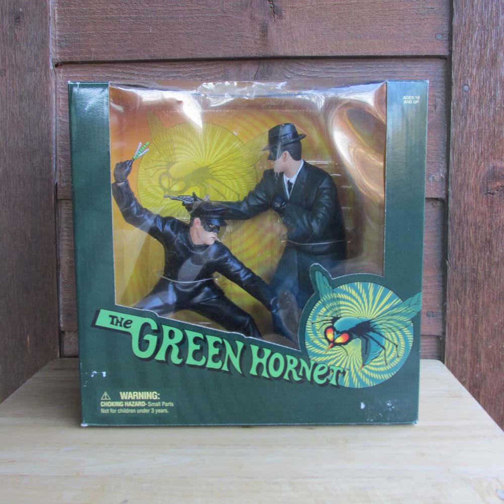 OldShedVintage's tweet photo. The Green Hornet and Kato Collectors Box Set | Retro TV Decor Retweet #greendecor #decorgreen #katogreen https://t.co/d1a5eBtHvW https://t.co/2IzVtM6hRR