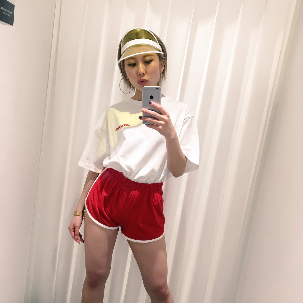 riddlefrom_h's tweet photo. 💛meguri's coordinate💗

お得!!!!
Set up💗💗

詳しくわ
明日の19時代のブログ
ご覧ください💋🤙

https://t.co/IY1f2EWqrd

#ラフォーレ
#原宿
#RIDDLEFROM
#リツイート
@Laforet_H 
#フォローミー https://t.co/x90WoeWPSi