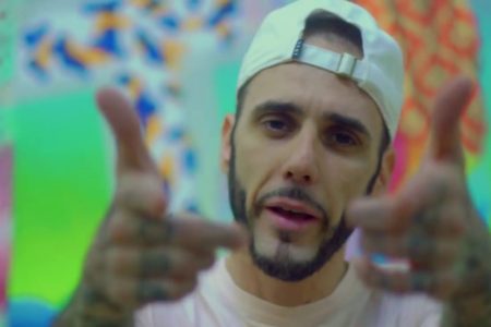 HipHopDescargas's tweet photo. @Fyahbwoy A.K.A. #FYAH - #SoyUnNiño (#Videoclip) - #HHD #HHDescarga #HHdesc #hiphopdescarga #hiphop #rap #download #descarga #mega #descarga #americano #YungeenAce --> https://t.co/r0QGwQ3lxn https://t.co/jNRab3hqmJ