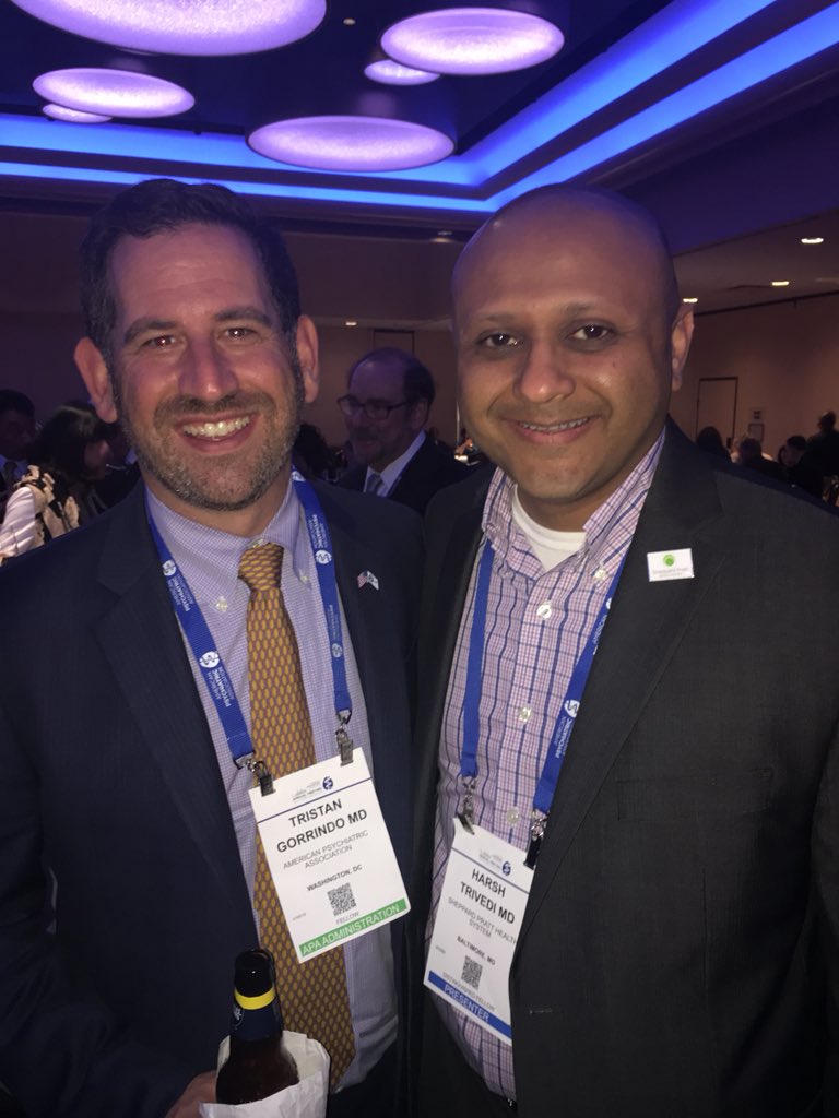 AACAP making the scene at many APA events last night. Child psychiatry is well represented!  #APAAM18