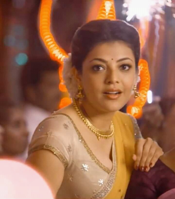 PeterVariant's tweet photo. ahhhhhhh iva molai ya pudichu uruti sappanum #KajalAggarwal https://t.co/2YMFNUvqaS