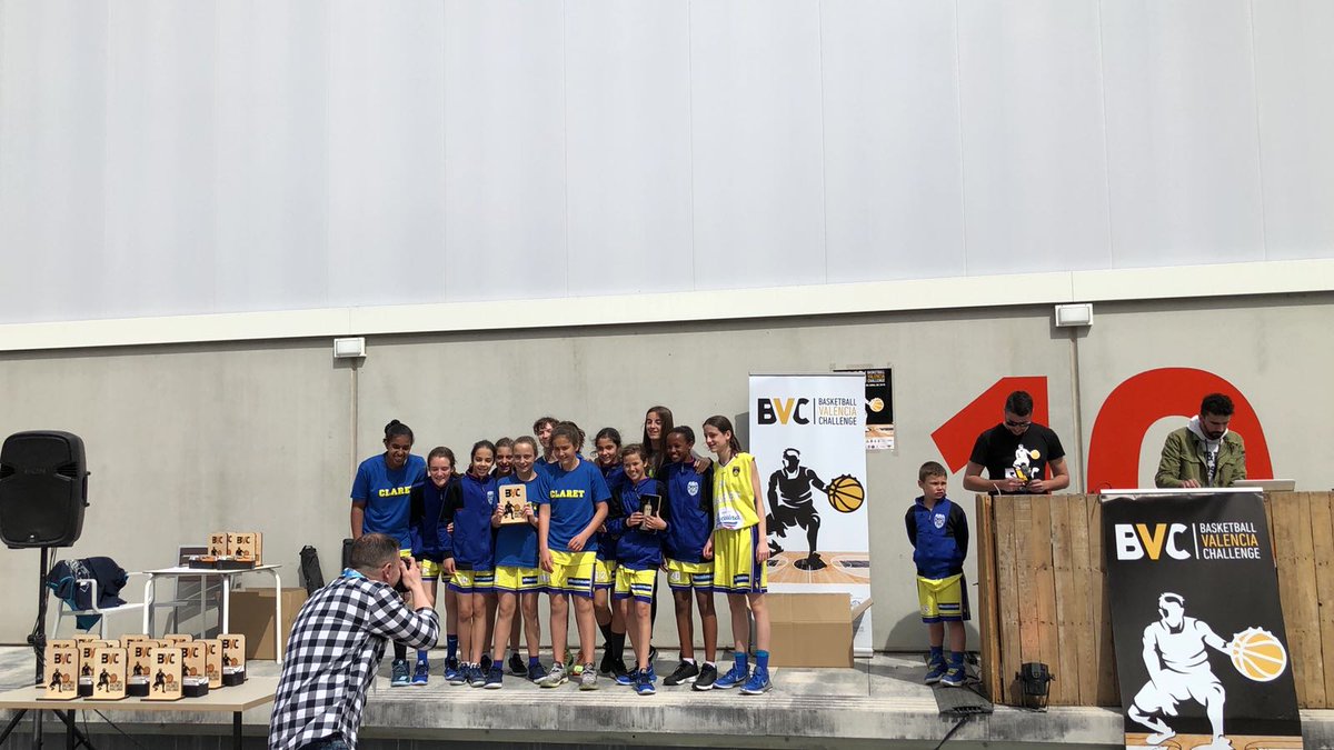 torneo_valencia's tweet photo. ALEVÍN FEMENINO ⛹️♀️
🏆 CAMPEÓN @CBClaret A
🥈 SUBCAMPEÓN @B_ParqueSureste
¡ENHORABUENA!
#BVC2018🏀 https://t.co/ehQUDH1VuE