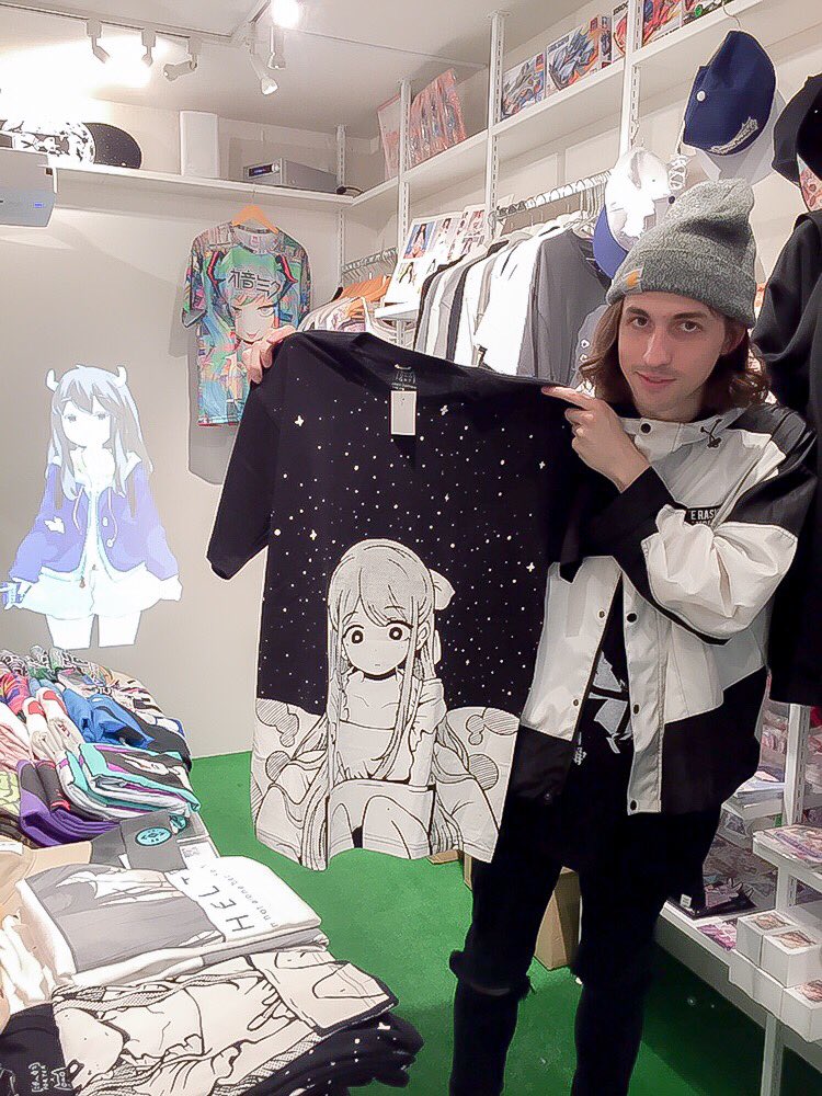 Park 世界で活躍するdj プロデューサーのポーター ロビンソン Porterrobinson が遊びに来てくれて 今日もアニメの話で盛り上がりました アニメpvが人気の Shelter のアイテムも好評お取り扱い中です 絵巻物にサインも書いてくれたので 皆さん Park 世界で活躍するdj プロデューサーのポーター ロビンソン Porterrobinson が遊びに来てくれて 今日もアニメの話で盛り上がりました アニメpvが人気の Shelter のアイテムも好評お取り扱い中です 絵巻物にサインも書いてくれたので 皆さん