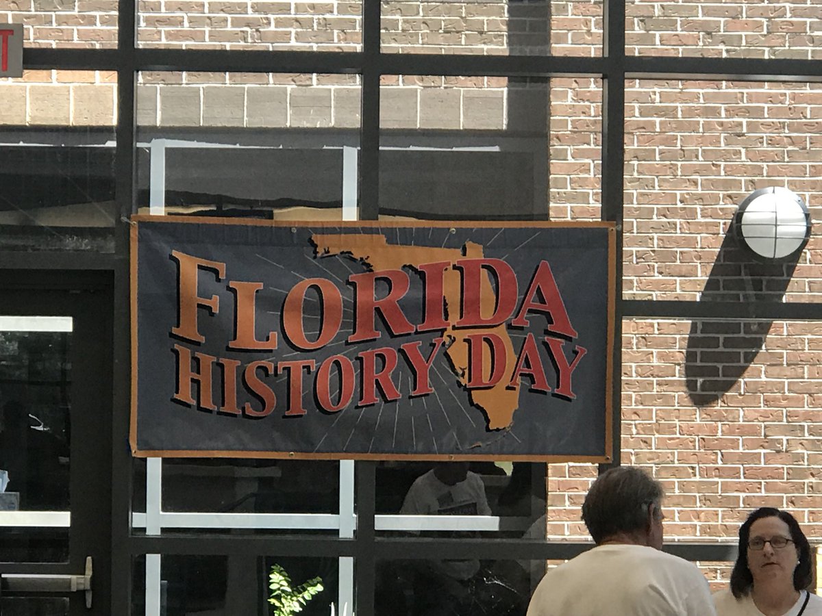 MCPS_Secondary's tweet photo. Lunch! Wrapping up student interviews at Florida History Day #FHD2018. MCPS students were amazing! So much positive feedback from the judges! @MarionCountyK12 @drheidi2007 @Grantham_Greats @wkmcateer4 @HorizonAcadFL @OsceolaTweets @DunnellonHigh @WestPortHigh @Kendra_Hamby https://t.co/mVc4ZPQWSk