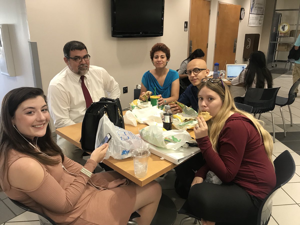 MCPS_Secondary's tweet photo. Lunch! Wrapping up student interviews at Florida History Day #FHD2018. MCPS students were amazing! So much positive feedback from the judges! @MarionCountyK12 @drheidi2007 @Grantham_Greats @wkmcateer4 @HorizonAcadFL @OsceolaTweets @DunnellonHigh @WestPortHigh @Kendra_Hamby https://t.co/mVc4ZPQWSk