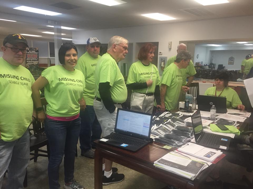 NVChildSeekers's tweet photo. In 48hrs 5,000 flyers &amp; 400 booklets were handed out. Thank u 2 all the citizens, law enforcement, community agencies for helping us  bring our missing children home.
 #neverstopsearching #missingkid #missingkids #bringthemhome #beavoice #ourkids #ourcity https://t.co/ICsgX1W5F6