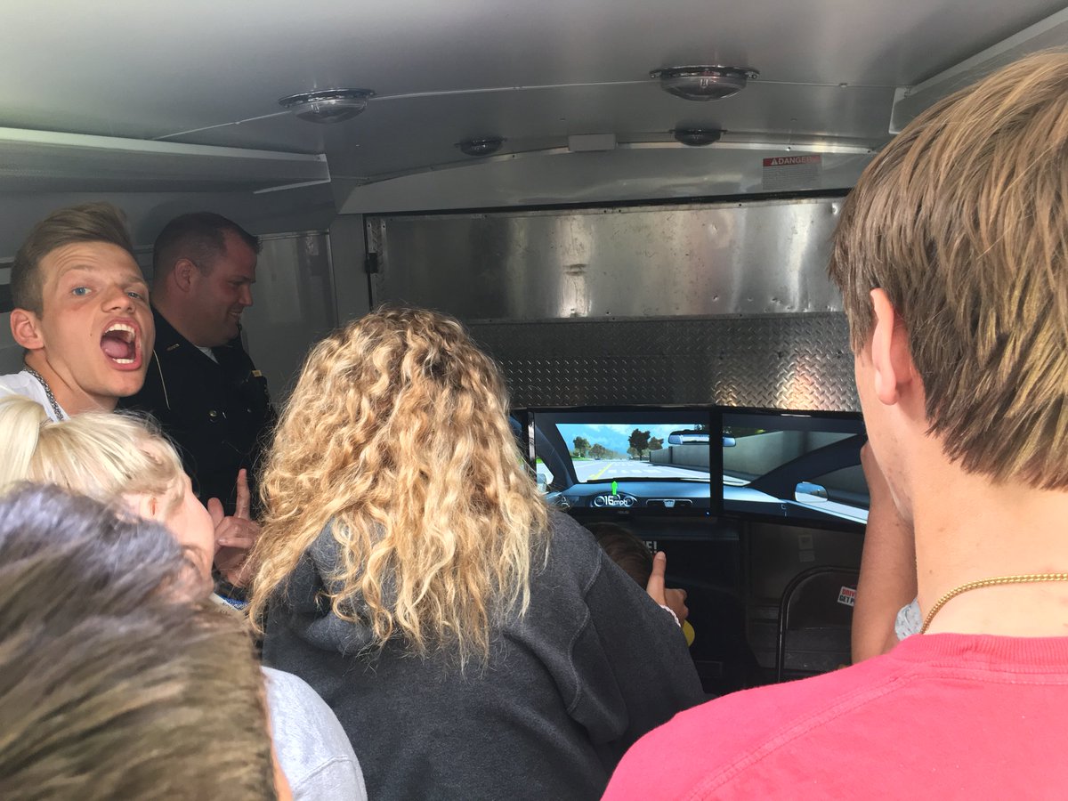 NUHS_Principal's tweet photo. Thanks to the @UnionCoSheriff for providing NUHS with the driving simulator during prom week!!! https://t.co/mAZYuMiqBR