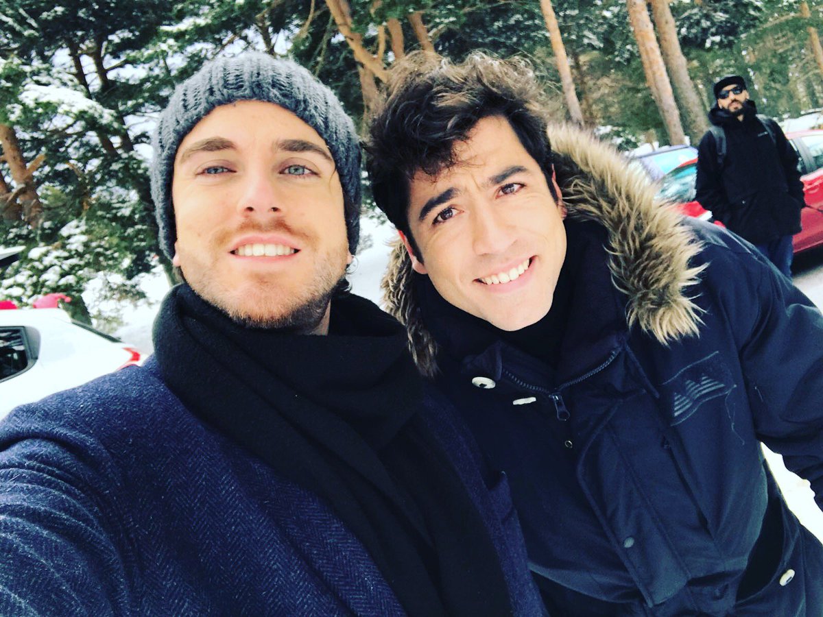 Mirkoficial's tweet photo. Un gran día el que pasamos con @jr__alcocer  grabando el videoclip de Capitan Trueno. Gracias bro!!! #capitantrueno #videoclip #friends https://t.co/IqYuw5ip6g
