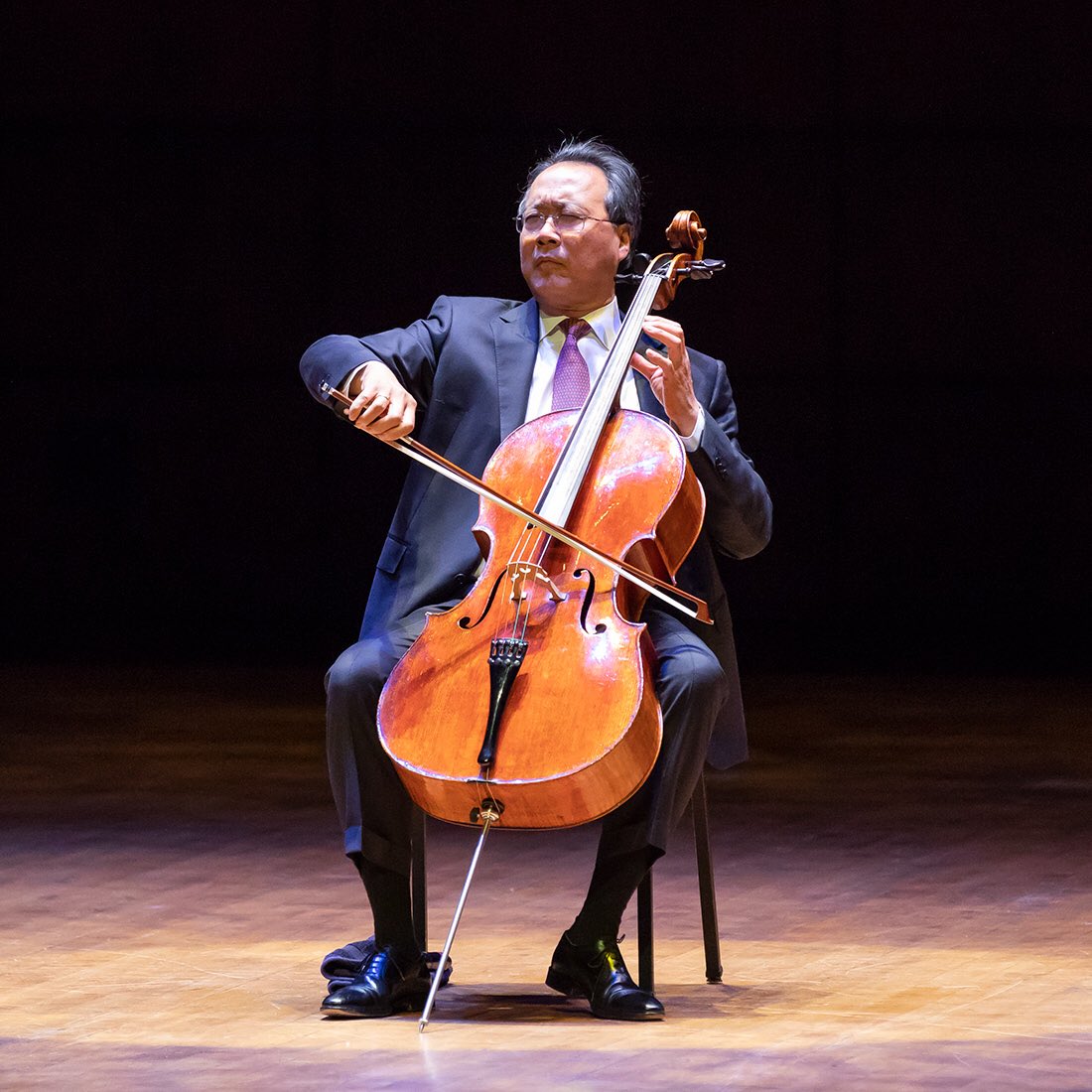 EricGrayPhoto's tweet photo. Yo-Yo Ma last night at the VIVA HEALTH Starlight Gala!
.
.
#yoyoma #vivahealth #ascbham #uab #uabevents #uabarts #cellist #artist #composer #musician #concert #julliard #grammyawardwinner https://t.co/SvGujzBVRW