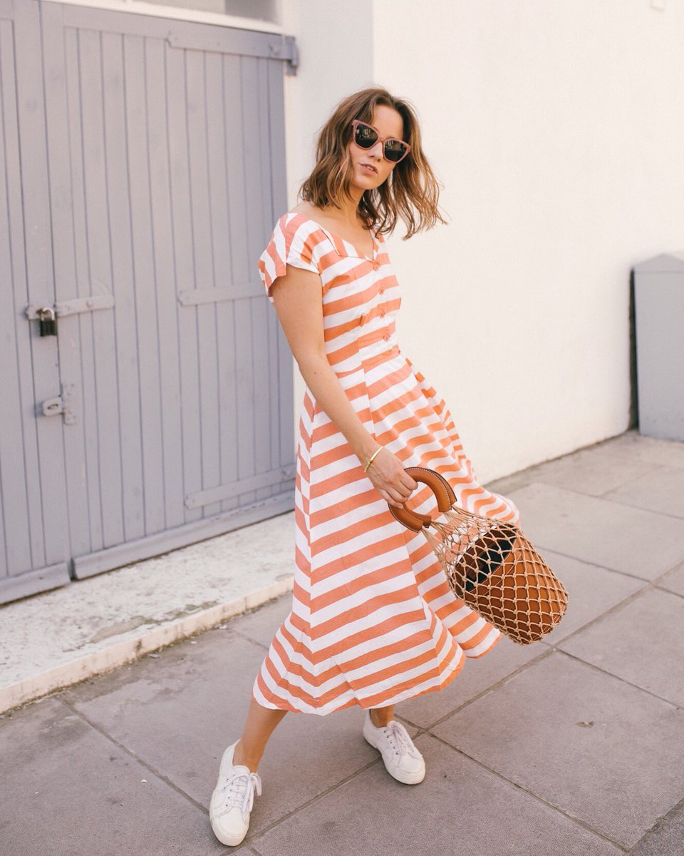 Three day weekends are JUS’PEACHY! 🍑 #BankholidayFunday <a href="/emilyandfin/">Emily and Fin</a>