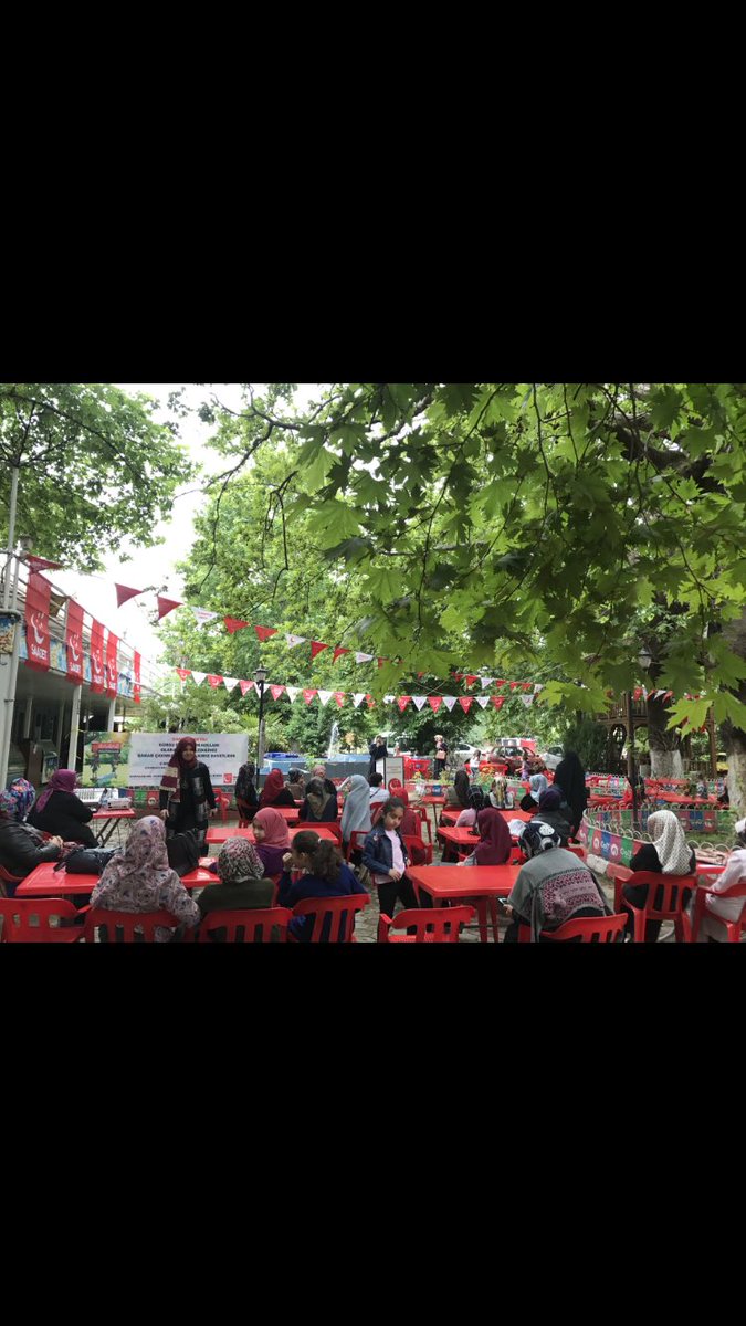 GursuSaadet's tweet photo. Saadet Gürsu Kadın Kolları olarak Geleneksel olarak 3.sünü Düzenlediğimiz "Bahar Çayı" programımızı gerçekleştirdik..Programımıza teşrif edip bizi yalnız bırakmayan Değerli il Başkanımız ''Meral Gerçek'' ve yönetimine çok teşekkür ederiz.. https://t.co/SWjIrEeBX5