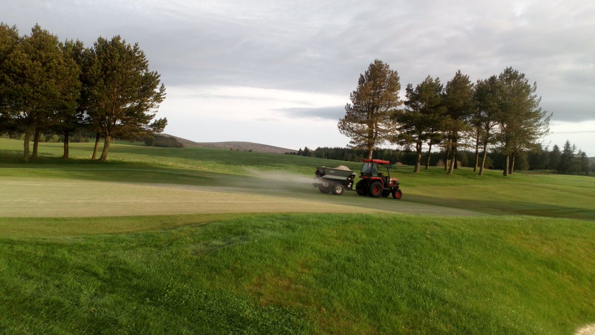 stufergusonmg's tweet photo. Braw day for a game on the moor @WestLintonGolf Greens Team all over it! @BIGGALtd @ToroGolf  @ReesinkTurfcare  #FirmTurf #DivotSquad https://t.co/aIeijt1d1y