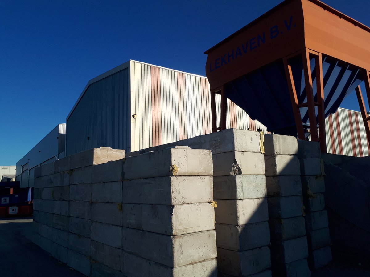 Grotemensen #lego bij de #Lekhaven in #wijkbijduurstede