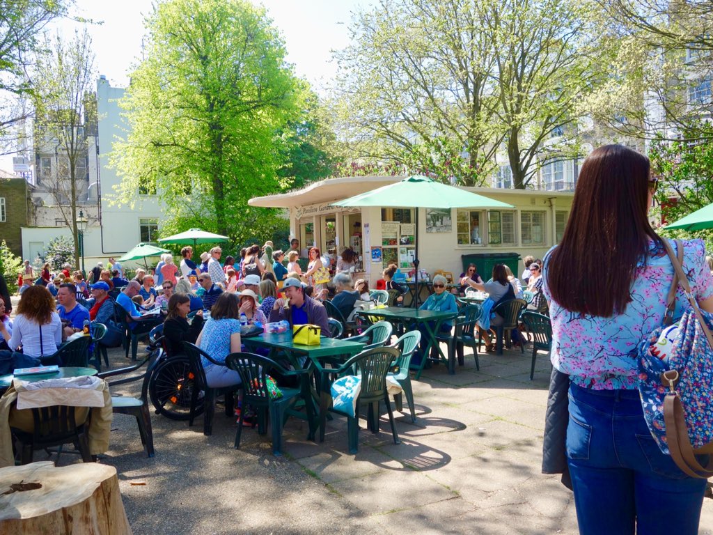 sanshui596's tweet photo. A busy Bank Holiday Weekend for the @PavGardenCafe Brighton fringe venue 1, with such lovely warm weather.
#BankHolidayWeekend #BankHolidayMonday #bankholidaysunshine #cafe #paviliongardens #openaircafe #goodfood #sunshine #cake #coffee #rockcakes #bliss #Brighton #Sussex #sunny https://t.co/0SdOGNEWs3