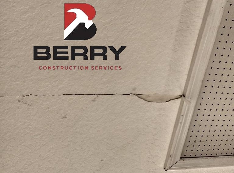 BerryConstr's tweet photo. Some homes were not built to hold weight in the attic, only the Sheetrock! If your garage ceiling has cracks in it call @BerryConstr today at 904-347-1649 https://t.co/bCGDjhmDHO  #florida #Jacksonville #construction #design #Duvalcounty #ceiling #northflorida https://t.co/SRCsm7Y8aG