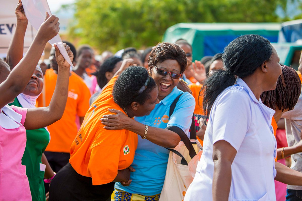 ChildbirthSI's tweet photo. .@StellaMpanda #Tanzania's #midwifery guru, master #midwife trainer, @ChildbirthSI Cofounder and #CSITanzania Country Director, was warmly greeted by former students as hundreds celebrated #IDM2018 in Morogoro w/local & international partner organizations. #CSIMidwifery #Wakunga. https://t.co/VLEGezaq5W