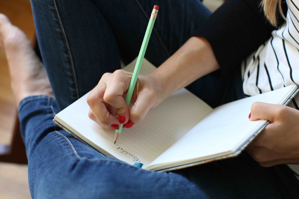 Brandi Lust tweet media