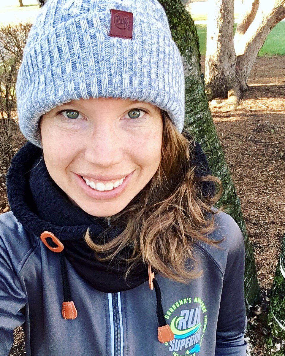 sherunsbyfaith's tweet image. #LiveMoreNow Moment: Cool mornings⏰, cozy gear, birds chirping🐦, stiff quads &amp;amp; recovery days.

#ad #BUFFbr @BUFF_USA #bibchat #bibravepro #gmas18 #recoveryday