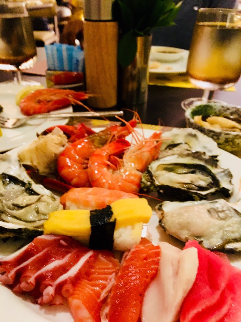 AnitaBacha's tweet photo. Time to say #goodbye to #KualaLumpur we will come back soon we thank you for hosting our book at #KLIBF2018 and for sumptuous #farewell #dinner at Shangri-la
We carry home your love and xtra kgs in our tummy πππ https://t.co/a5p5vsfhUz