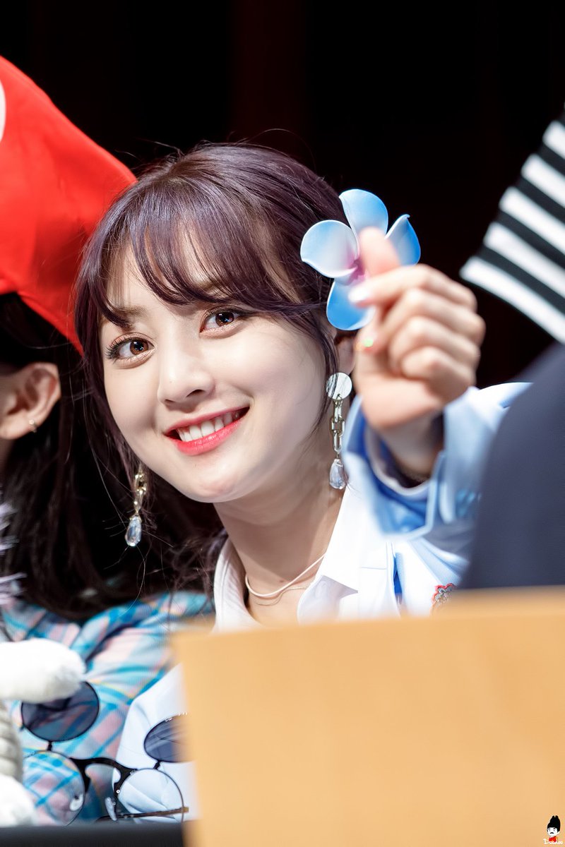 「Twice Jihyo 지효 」おしゃれまとめの人気アイデア|Pinterest|henlo friends | ジヒョ, ダヒョン, ナヨン