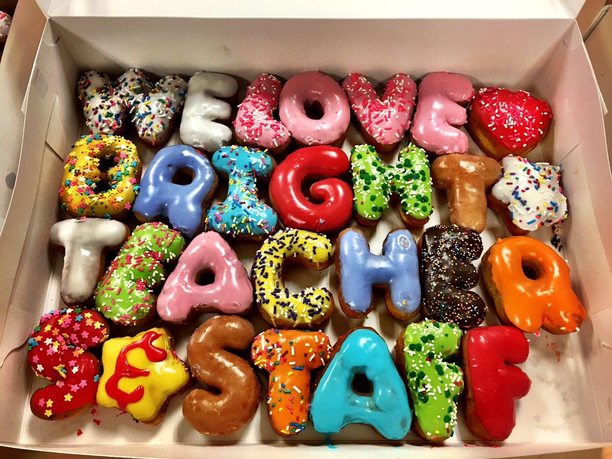 laurie_rich's tweet photo. Thank you Bright PTA!!!  What a SWEET way to start our week!! @BrightElem https://t.co/9a1mfZlwd5